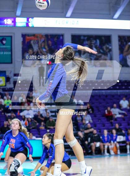 Thumbnail 3 in Palm Beach Gardens vs. Hagerty (FHSAA 7A Final) photogallery.