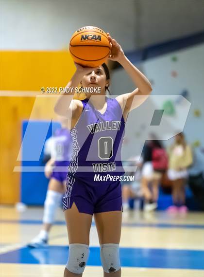 Thumbnail 3 in Mater Dei Catholic vs. Valley Vista (Sweet Sixteen Inviational Tournament) photogallery.