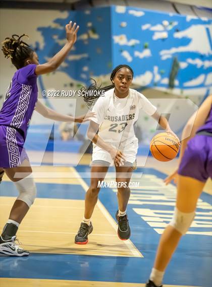 Thumbnail 2 in Mater Dei Catholic vs. Valley Vista (Sweet Sixteen Inviational Tournament) photogallery.