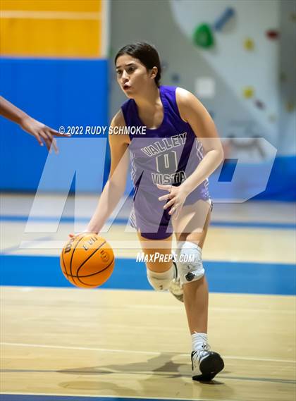 Thumbnail 1 in Mater Dei Catholic vs. Valley Vista (Sweet Sixteen Inviational Tournament) photogallery.
