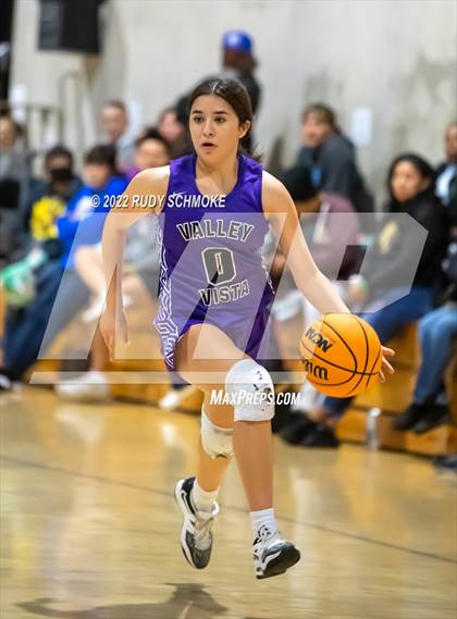Thumbnail 3 in Mater Dei Catholic vs. Valley Vista (Sweet Sixteen Inviational Tournament) photogallery.
