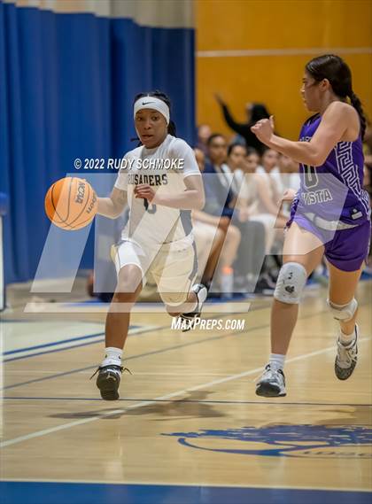 Thumbnail 2 in Mater Dei Catholic vs. Valley Vista (Sweet Sixteen Inviational Tournament) photogallery.