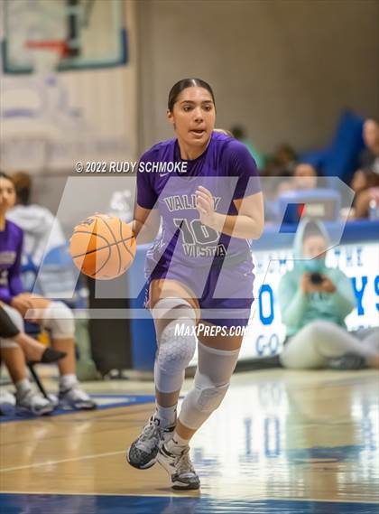 Thumbnail 1 in Mater Dei Catholic vs. Valley Vista (Sweet Sixteen Inviational Tournament) photogallery.