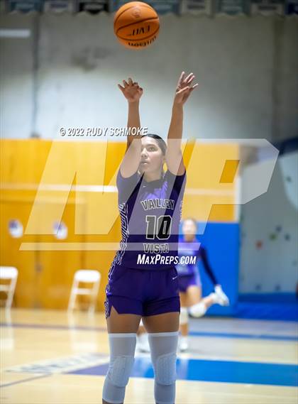 Thumbnail 1 in Mater Dei Catholic vs. Valley Vista (Sweet Sixteen Inviational Tournament) photogallery.