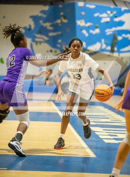 Thumbnail 1 in Mater Dei Catholic vs. Valley Vista (Sweet Sixteen Inviational Tournament) photogallery.