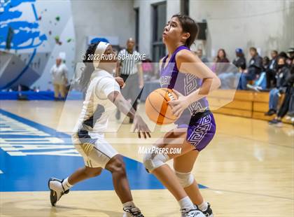 Thumbnail 2 in Mater Dei Catholic vs. Valley Vista (Sweet Sixteen Inviational Tournament) photogallery.