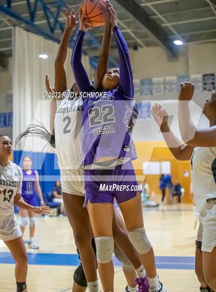 Thumbnail 1 in Mater Dei Catholic vs. Valley Vista (Sweet Sixteen Inviational Tournament) photogallery.