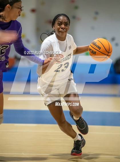 Thumbnail 1 in Mater Dei Catholic vs. Valley Vista (Sweet Sixteen Inviational Tournament) photogallery.
