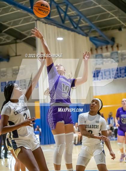 Thumbnail 1 in Mater Dei Catholic vs. Valley Vista (Sweet Sixteen Inviational Tournament) photogallery.