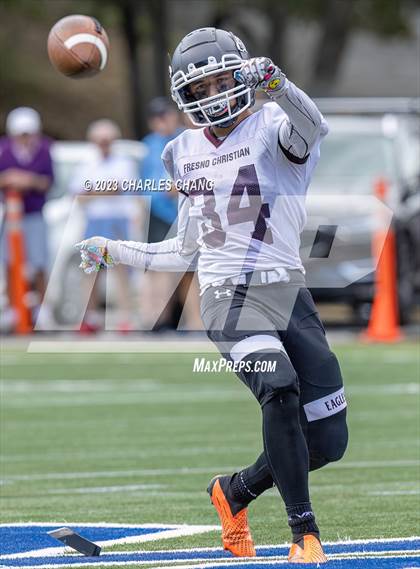 Thumbnail 1 in Fresno Christian vs Branson  photogallery.