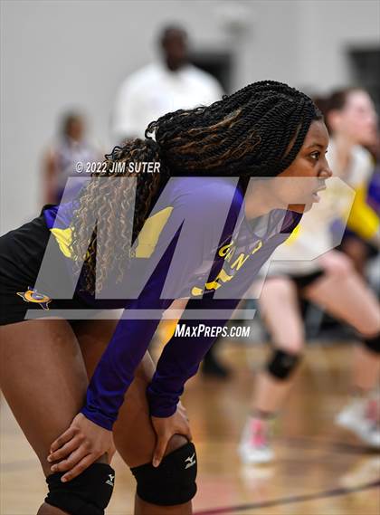 Thumbnail 1 in Granger vs. Mumford (UIL 2A Region 4 Bi-District Playoff) photogallery.