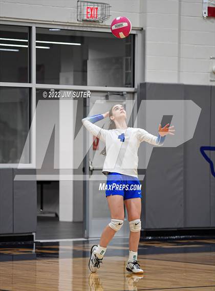 Thumbnail 3 in Granger vs. Mumford (UIL 2A Region 4 Bi-District Playoff) photogallery.