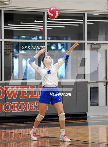 Thumbnail 1 in Granger vs. Mumford (UIL 2A Region 4 Bi-District Playoff) photogallery.