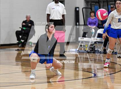 Thumbnail 2 in Granger vs. Mumford (UIL 2A Region 4 Bi-District Playoff) photogallery.