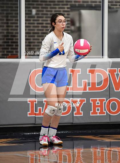 Thumbnail 1 in Granger vs. Mumford (UIL 2A Region 4 Bi-District Playoff) photogallery.