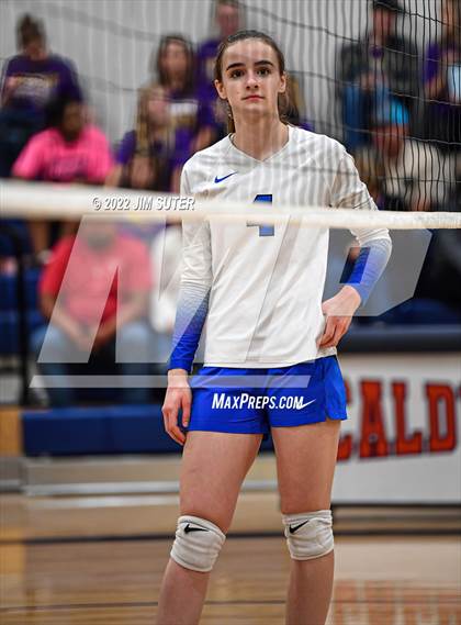 Thumbnail 1 in Granger vs. Mumford (UIL 2A Region 4 Bi-District Playoff) photogallery.