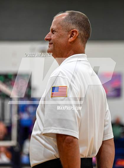 Thumbnail 1 in Granger vs. Mumford (UIL 2A Region 4 Bi-District Playoff) photogallery.