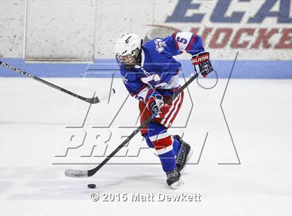 Thumbnail 1 in Greenwich vs. Glastonbury (CIAC Division I Semifinal) photogallery.