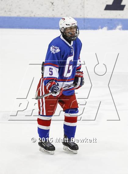 Thumbnail 3 in Greenwich vs. Glastonbury (CIAC Division I Semifinal) photogallery.