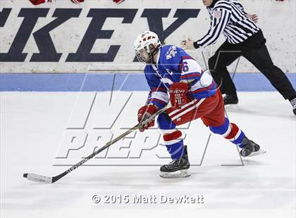 Thumbnail 1 in Greenwich vs. Glastonbury (CIAC Division I Semifinal) photogallery.