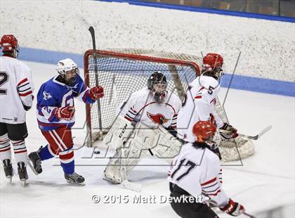 Thumbnail 1 in Greenwich vs. Glastonbury (CIAC Division I Semifinal) photogallery.