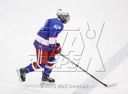 Thumbnail 1 in Greenwich vs. Glastonbury (CIAC Division I Semifinal) photogallery.