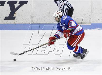 Thumbnail 3 in Greenwich vs. Glastonbury (CIAC Division I Semifinal) photogallery.