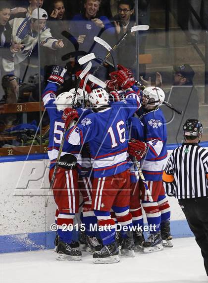 Thumbnail 1 in Greenwich vs. Glastonbury (CIAC Division I Semifinal) photogallery.