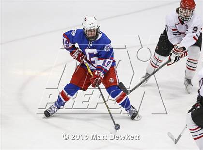 Thumbnail 3 in Greenwich vs. Glastonbury (CIAC Division I Semifinal) photogallery.