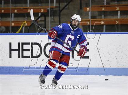 Thumbnail 2 in Greenwich vs. Glastonbury (CIAC Division I Semifinal) photogallery.