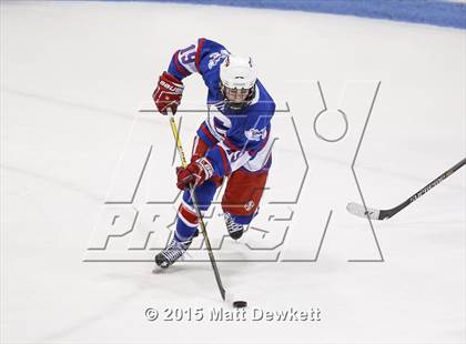 Thumbnail 3 in Greenwich vs. Glastonbury (CIAC Division I Semifinal) photogallery.