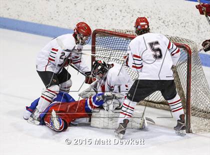 Thumbnail 1 in Greenwich vs. Glastonbury (CIAC Division I Semifinal) photogallery.