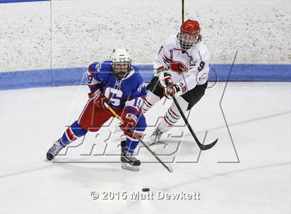 Thumbnail 2 in Greenwich vs. Glastonbury (CIAC Division I Semifinal) photogallery.