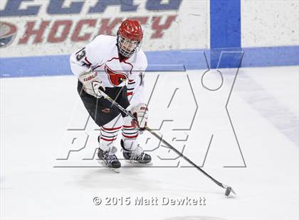 Thumbnail 2 in Greenwich vs. Glastonbury (CIAC Division I Semifinal) photogallery.