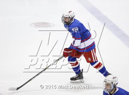 Thumbnail 2 in Greenwich vs. Glastonbury (CIAC Division I Semifinal) photogallery.