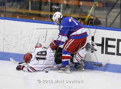 Thumbnail 2 in Greenwich vs. Glastonbury (CIAC Division I Semifinal) photogallery.