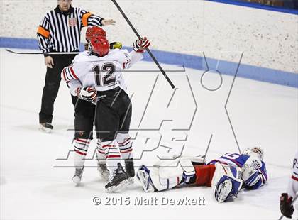 Thumbnail 2 in Greenwich vs. Glastonbury (CIAC Division I Semifinal) photogallery.