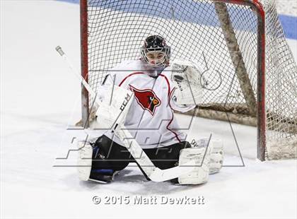 Thumbnail 2 in Greenwich vs. Glastonbury (CIAC Division I Semifinal) photogallery.