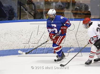 Thumbnail 3 in Greenwich vs. Glastonbury (CIAC Division I Semifinal) photogallery.