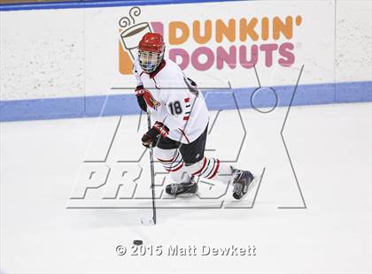 Thumbnail 3 in Greenwich vs. Glastonbury (CIAC Division I Semifinal) photogallery.