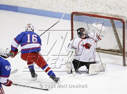 Thumbnail 2 in Greenwich vs. Glastonbury (CIAC Division I Semifinal) photogallery.