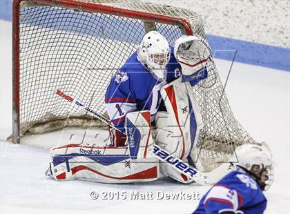 Thumbnail 1 in Greenwich vs. Glastonbury (CIAC Division I Semifinal) photogallery.