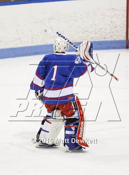 Thumbnail 2 in Greenwich vs. Glastonbury (CIAC Division I Semifinal) photogallery.