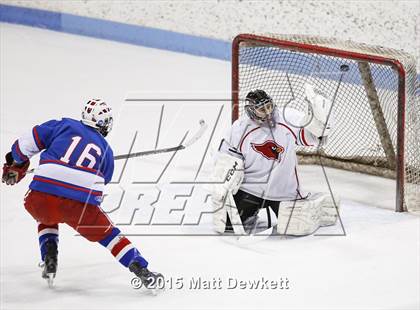 Thumbnail 3 in Greenwich vs. Glastonbury (CIAC Division I Semifinal) photogallery.