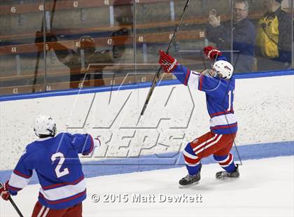 Thumbnail 3 in Greenwich vs. Glastonbury (CIAC Division I Semifinal) photogallery.