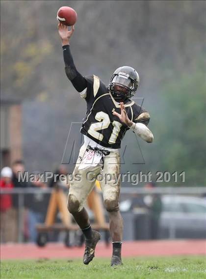 Thumbnail 1 in Gates Chili @ Rush-Henrietta (Section 5 Class AA Quarterfinal) photogallery.
