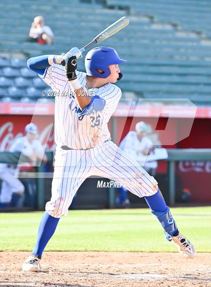 Thumbnail 2 in Yuma Catholic vs. Valley Christian (AIA 3A Final) photogallery.