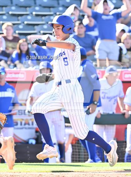 Thumbnail 1 in Yuma Catholic vs. Valley Christian (AIA 3A Final) photogallery.