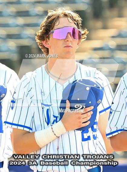 Thumbnail 2 in Yuma Catholic vs. Valley Christian (AIA 3A Final) photogallery.