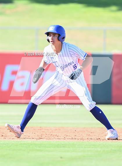 Thumbnail 2 in Yuma Catholic vs. Valley Christian (AIA 3A Final) photogallery.